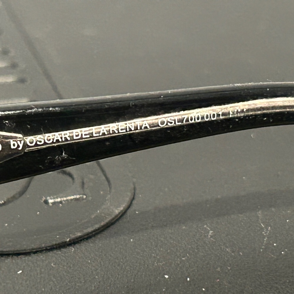 Oscar de la Renta Black Eyewear Frame - Picture 10 of 13